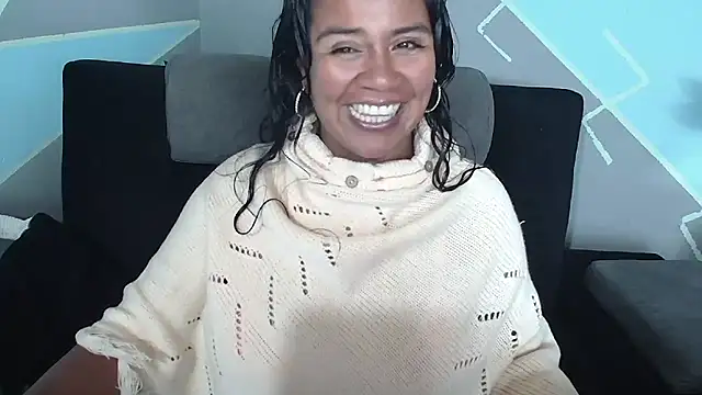 saggil23 online show from October 2025 10:21:02 PM