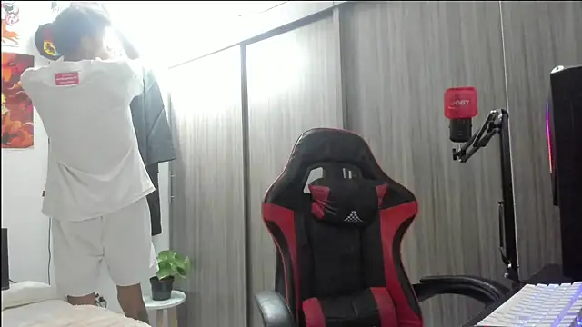 TommyGun 22 online show from April 2026 12:08:02 AM