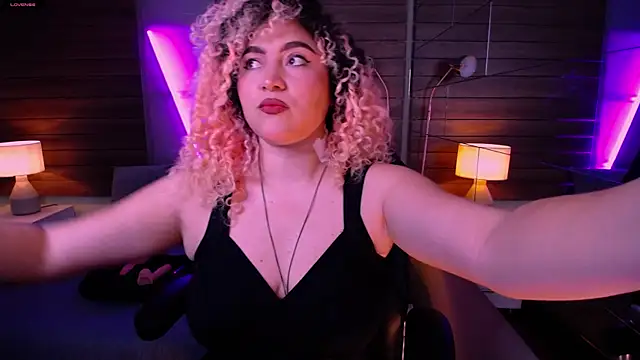 Snapshot of Kateryn_ chatting on February 2025 08:10:01 PM Kateryn online show from February 2025 08:10:01 PM