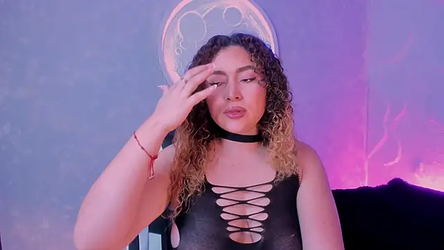 Snapshot of Kateryn_ chatting on October 2025 08:07:02 PM Kateryn online show from October 2025 08:07:02 PM