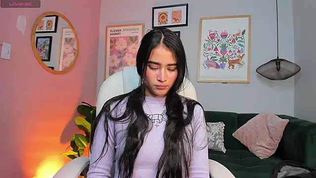 lara madisson online show from December 2024 02:19:02 AM