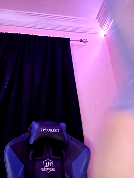 ---sophia--- online show from October 2025 12:27:01 PM