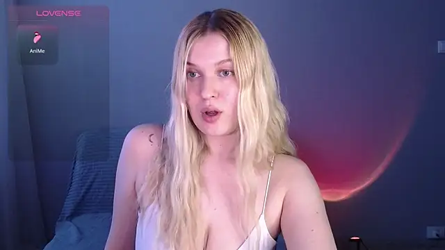 EmiliaDuchess online show from May 2026 10:54:01 AM
