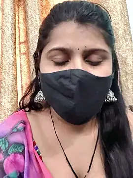 Hotty-simran online show from October 2025 04:37:01 AM