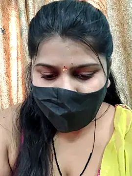 Hotty-simran online show from December 2025 04:43:01 AM