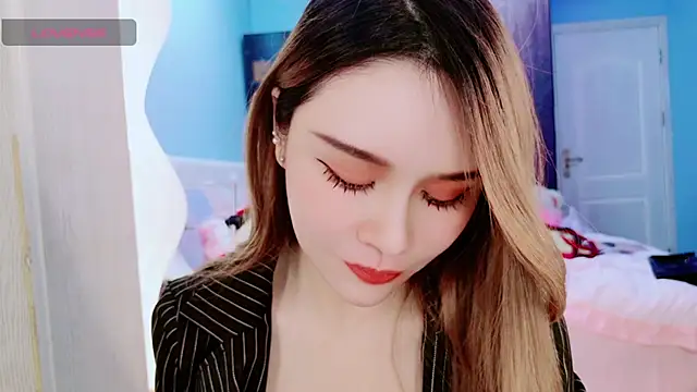 HU131452 online show from December 2024 08:16:01 PM