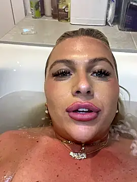 Arabellalee23 online show from November 2025 07:49:02 PM