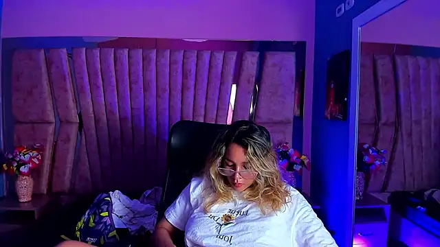 Olivia Fox69 online show from January 2025 08:54:02 AM