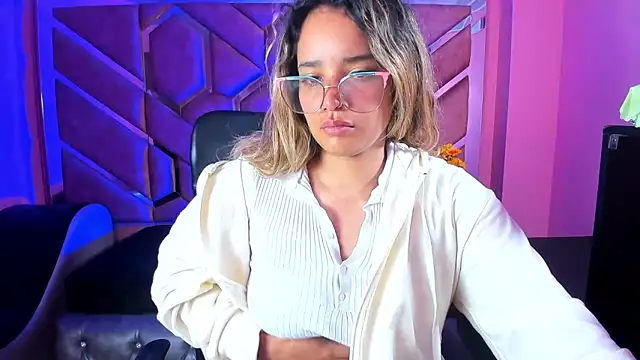 Olivia Fox69 online show from March 2025 03:55:02 AM