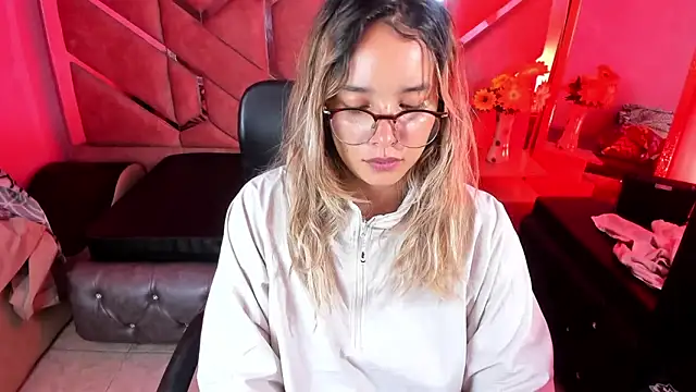 Olivia Fox69 online show from November 2025 03:27:01 AM