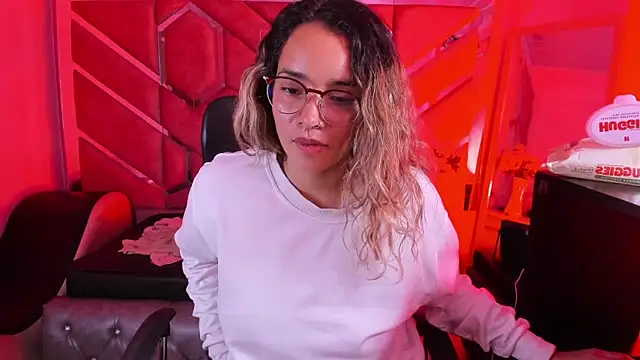 Olivia Fox69 online show from February 2026 03:56:01 AM