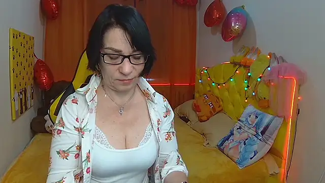 Snapshot of SandraHormas chatting on March 2025 07:37:01 AM SandraHormas online show from March 2025 07:37:01 AM