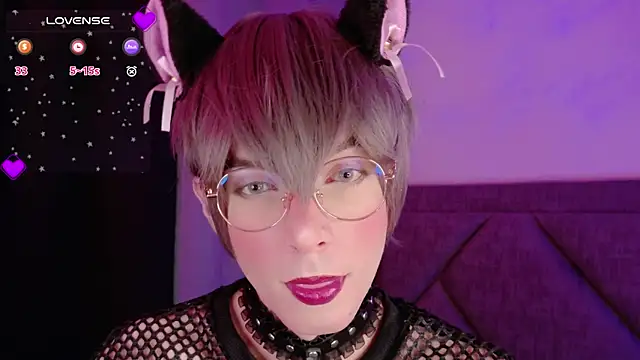 Snapshot of Sammy_Russell chatting on February 2025 05:44:02 AM Sammy Russell online show from February 2025 05:44:02 AM