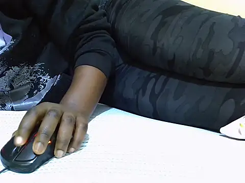 sweetangel41 online show from September 2025 08:40:01 AM