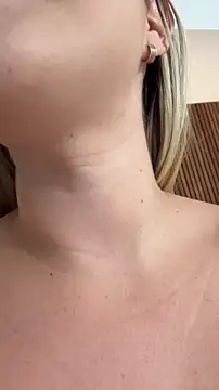 EmiilyAdams  online show from February 2026 09:16:01 PM