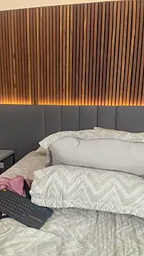 Snapshot of EmiilyAdams_ chatting on June 2026 05:08:01 PM EmiilyAdams online show from June 2026 05:08:01 PM