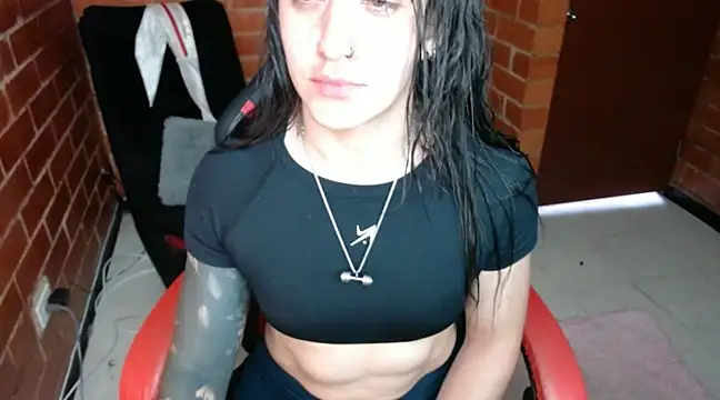 Snapshot of dannafitness chatting on February 2025 06:59:01 PM dannafitness online show from February 2025 06:59:01 PM