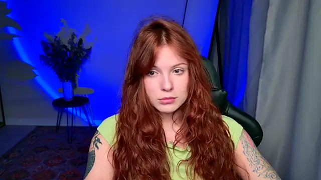 Snapshot of Elsie_Ginger chatting on July 2026 10:23:01 PM Elsie Ginger online show from July 2026 10:23:01 PM