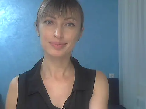 EffectMaya online show from October 2025 03:10:01 PM