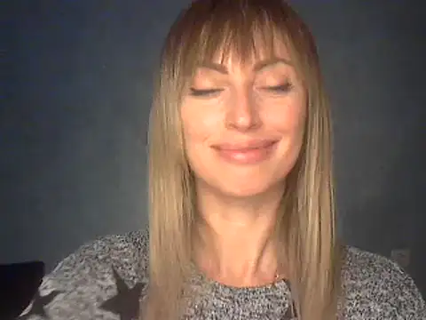 EffectMaya online show from February 2026 07:08:01 PM