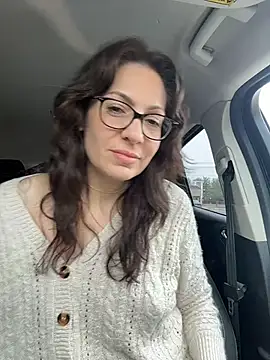 BeautifulMesss online show from April 2026 05:11:01 PM