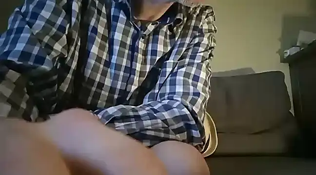 Snapshot of Zed0l1Mod chatting on December 2024 07:48:01 AM Zed0l1Mod online show from December 2024 07:48:01 AM