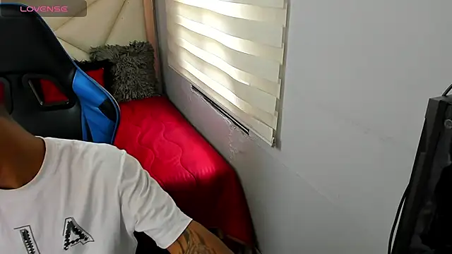 Backsex boy online show from October 2025 03:35:02 PM