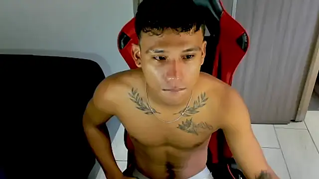 Snapshot of Backsex_boy chatting on February 2026 05:28:01 PM Backsex boy online show from February 2026 05:28:01 PM