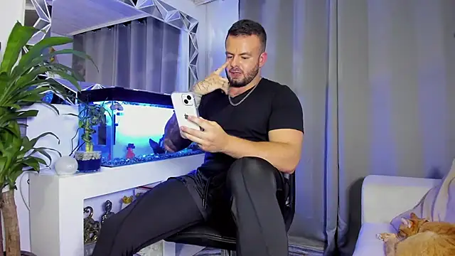 Johnnygrayson1 online show from December 2024 12:26:01 AM