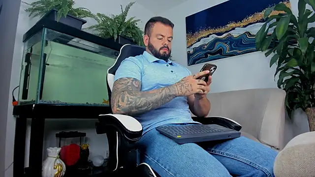 Snapshot of Johnnygrayson1 chatting on July 2026 12:16:02 AM Johnnygrayson1 online show from July 2026 12:16:02 AM