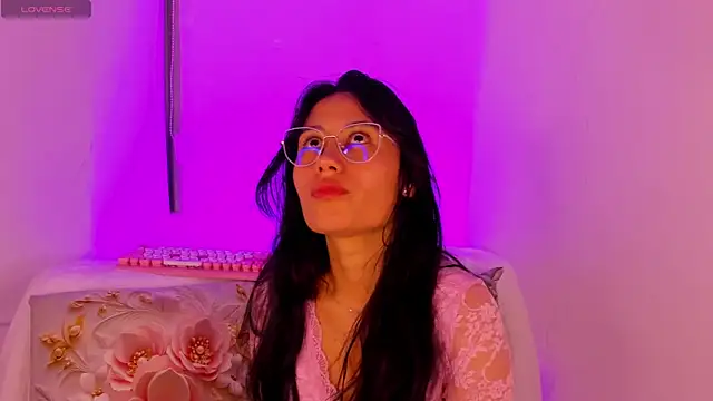 NayeCloud online show from February 2026 07:52:01 AM