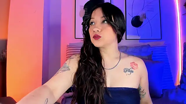 Snapshot of rose_xd chatting on December 2024 09:28:02 PM rose xd online show from December 2024 09:28:02 PM