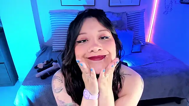 Snapshot of rose_xd chatting on January 2025 08:43:01 PM rose xd online show from January 2025 08:43:01 PM