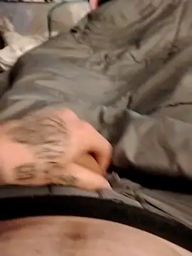 dadyyD95 online show from April 2026 03:36:02 PM