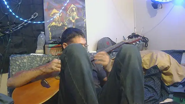 Snapshot of TheOneYouLove69 chatting on November 2025 07:08:02 PM TheOneYouLove69 online show from November 2025 07:08:02 PM