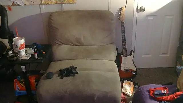 Snapshot of TheOneYouLove69 chatting on February 2026 04:30:02 AM TheOneYouLove69 online show from February 2026 04:30:02 AM