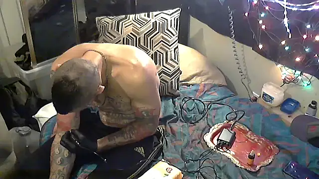 Snapshot of TheOneYouLove69 chatting on February 2026 09:00:02 PM TheOneYouLove69 online show from February 2026 09:00:02 PM