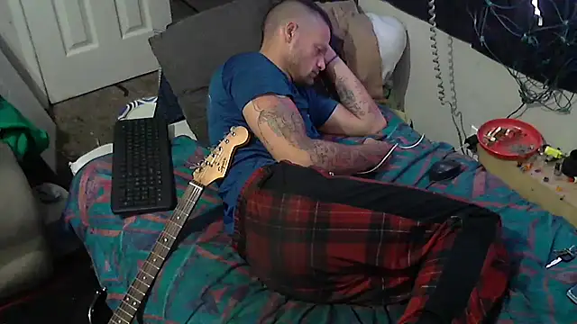 Snapshot of TheOneYouLove69 chatting on February 2026 10:43:02 PM TheOneYouLove69 online show from February 2026 10:43:02 PM