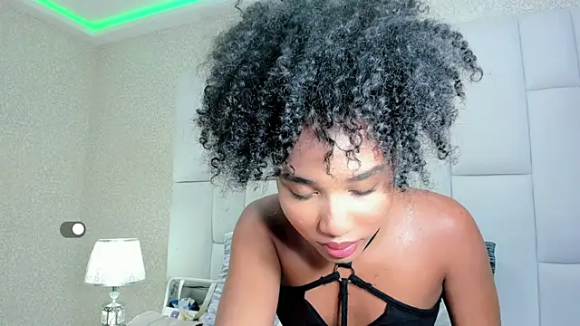 Andreayano online show from October 2025 04:40:01 AM