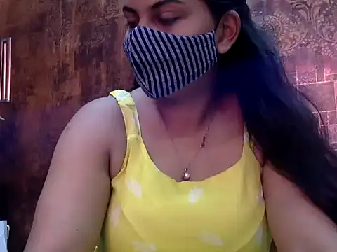 Snapshot of HaaniKaur chatting on March 2025 06:58:02 AM HaaniKaur online show from March 2025 06:58:02 AM