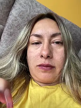 xLadyScarlettx online show from February 2025 09:20:02 PM