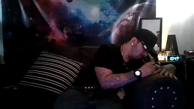 Snapshot of Antoniothedon chatting on May 2026 05:52:02 PM Antoniothedon online show from May 2026 05:52:02 PM