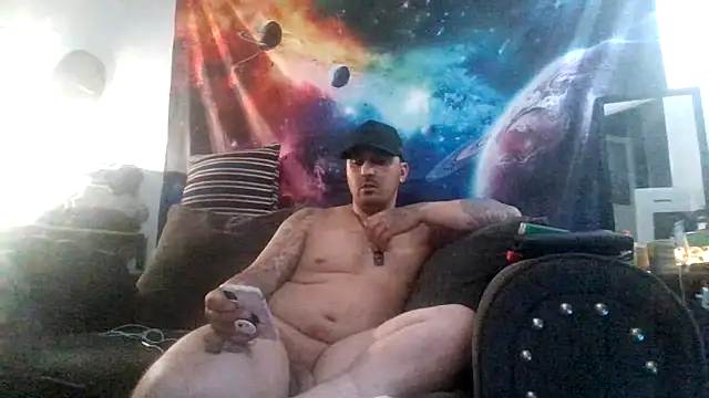 Snapshot of Antoniothedon chatting on May 2026 07:21:01 PM Antoniothedon online show from May 2026 07:21:01 PM