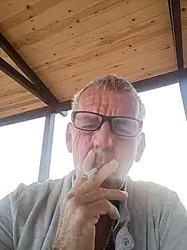 Snapshot of Freddy1962 chatting on December 2024 04:32:02 AM Freddy1962 online show from December 2024 04:32:02 AM