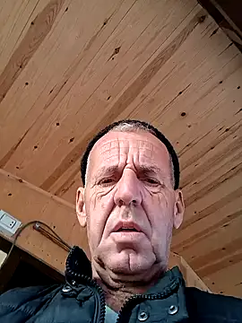Snapshot of Freddy1962 chatting on December 2024 04:45:01 AM Freddy1962 online show from December 2024 04:45:01 AM
