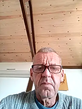 Snapshot of Freddy1962 chatting on December 2024 05:23:02 AM Freddy1962 online show from December 2024 05:23:02 AM