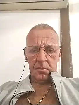 Snapshot of Freddy1962 chatting on January 2025 07:05:01 PM Freddy1962 online show from January 2025 07:05:01 PM