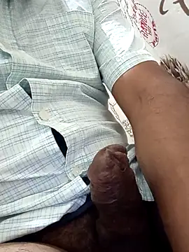 Snapshot of Ithamar89 chatting on October 2025 12:53:01 AM Ithamar89 online show from October 2025 12:53:01 AM