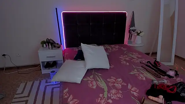 Snapshot of CassieEvans chatting on January 2025 06:45:01 AM CassieEvans online show from January 2025 06:45:01 AM