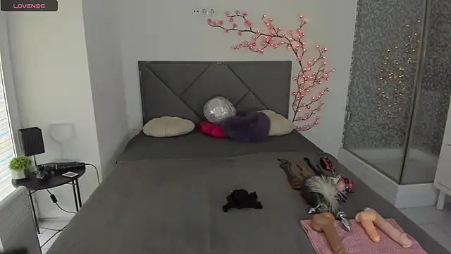 CassieEvans online show from March 2026 06:52:01 AM